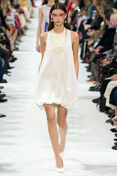 Look 22